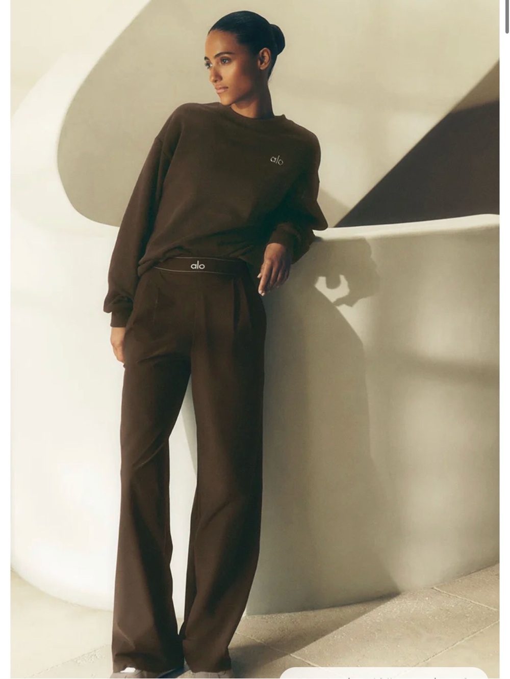 BEST SELLER Alo yoga suit up trouser (regular) espresso